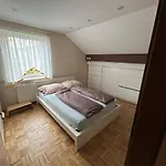 Im Gruenen Mit Pool Appartement Altendorf