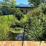 Im Gruenen Mit Pool *