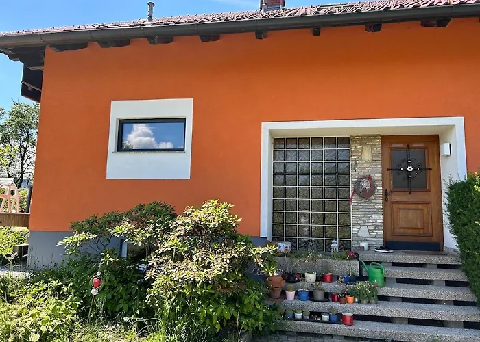 Apartamento Im Grünen Mit Pool Altendorf